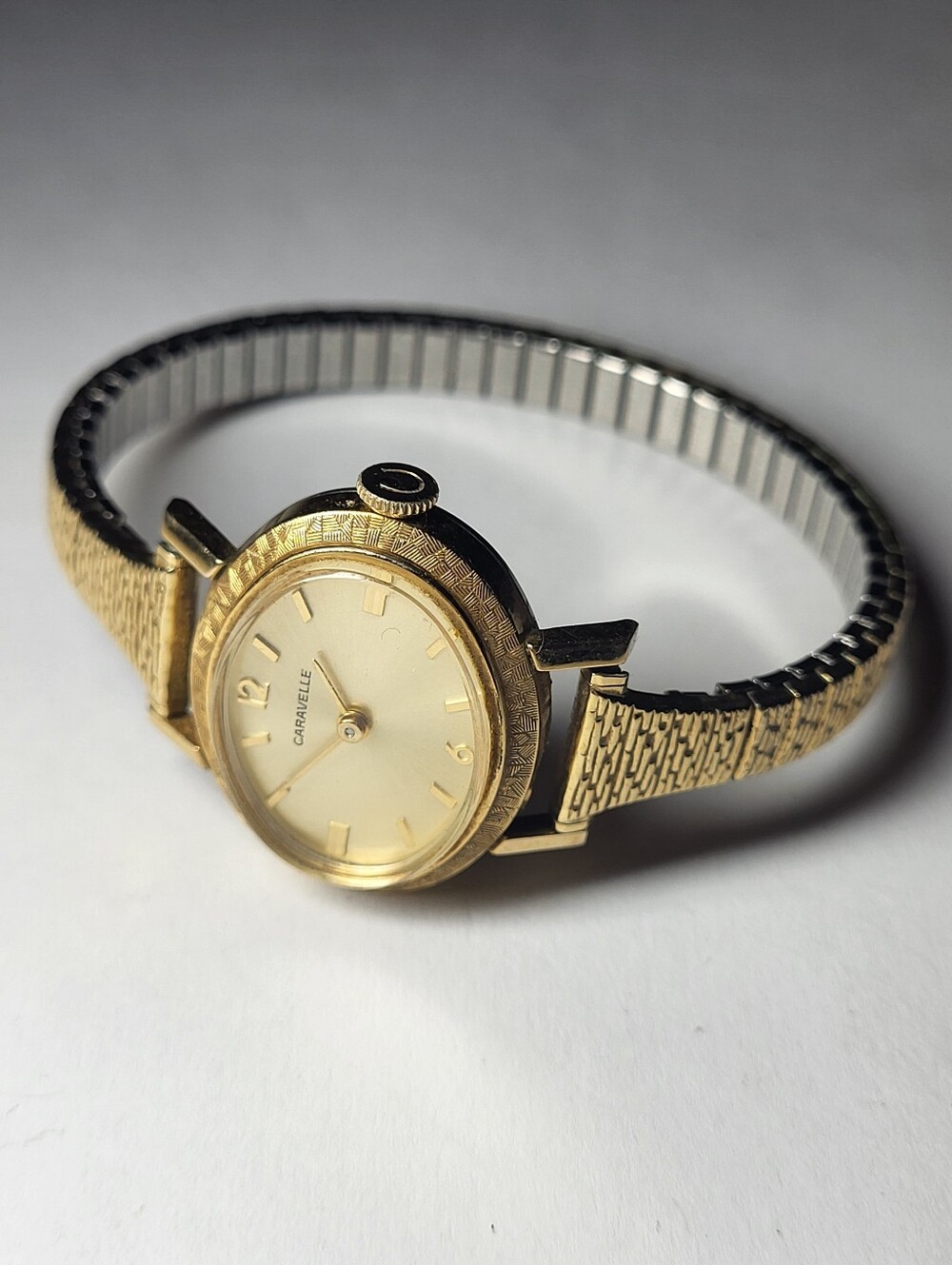 CARAVELLE by Bulova Vintage 1968 10K Gold Fill Cocktail Watch - Picture 4 of 9